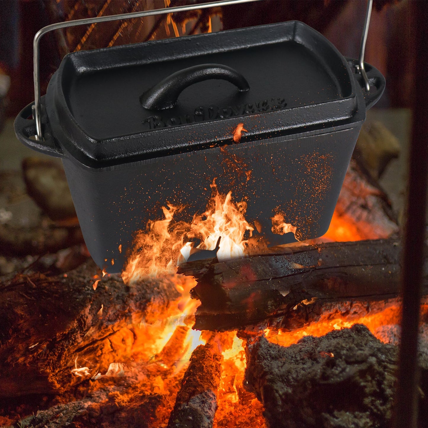 Bon Voyage Cast Iron Bread Pot